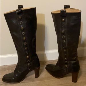 FRYE PiperStud pull on Brown boot 8.5